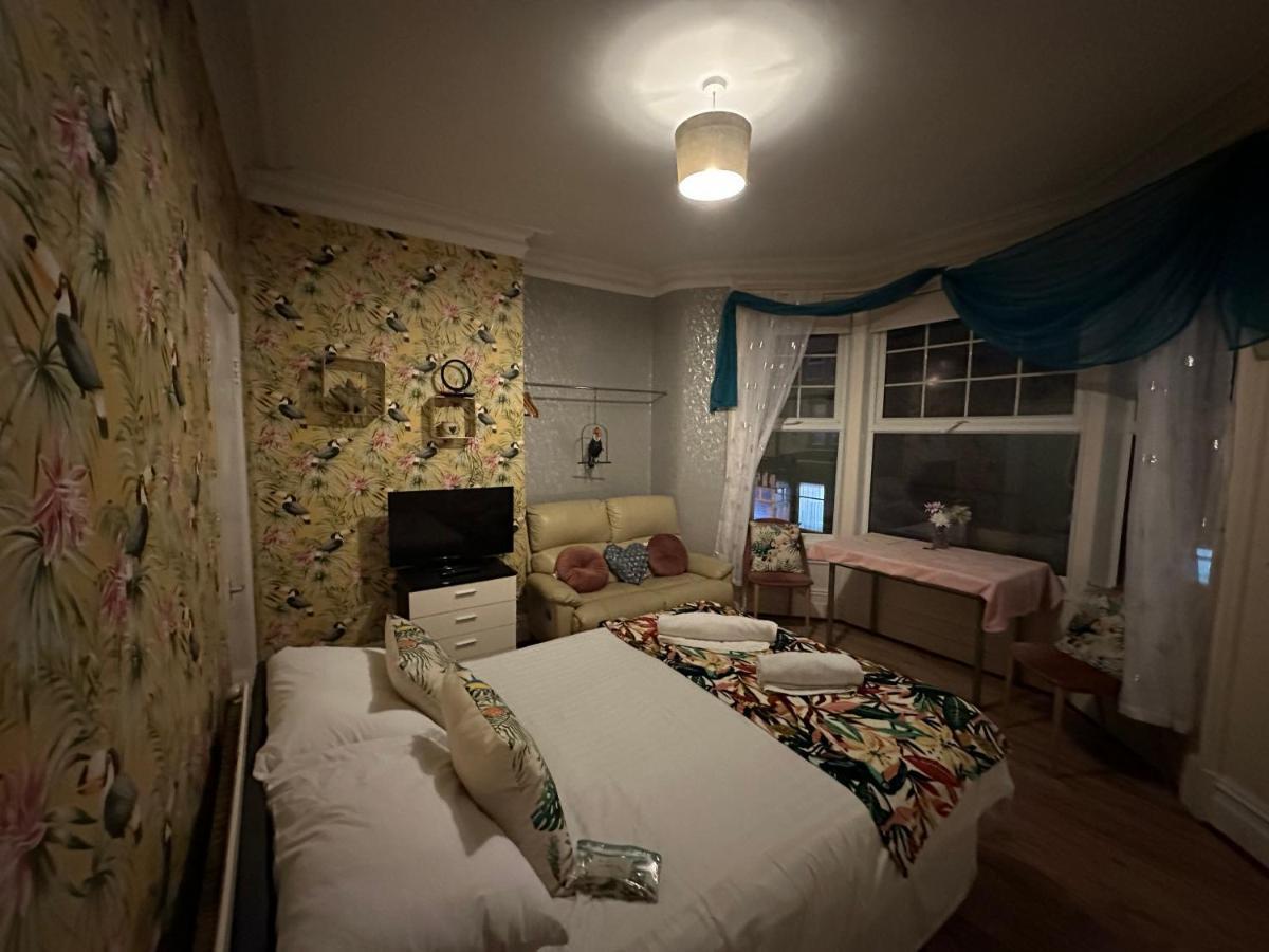 Green Paradise Apartments 블랙풀 외부 사진